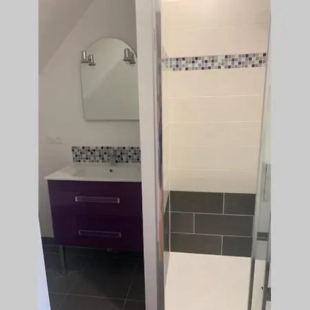 Independant Dans Maison Neuve Διαμέρισμα *