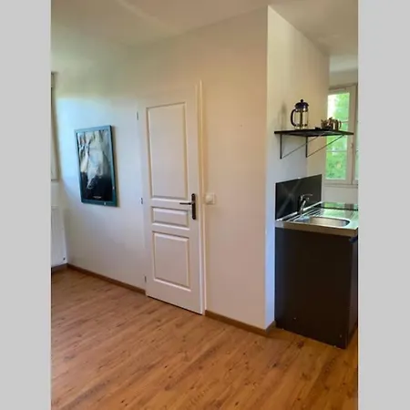 Independant Dans Maison Neuve *